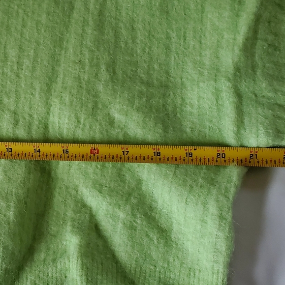 & Other Stories green sweater - Picture 5 of 6